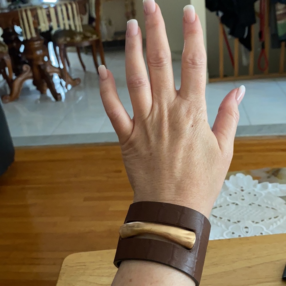 089)Unique cuff band Bracelet